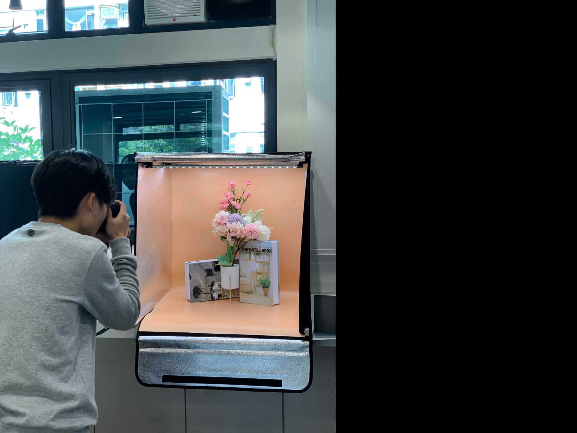 Commodity shooting and video shooting.