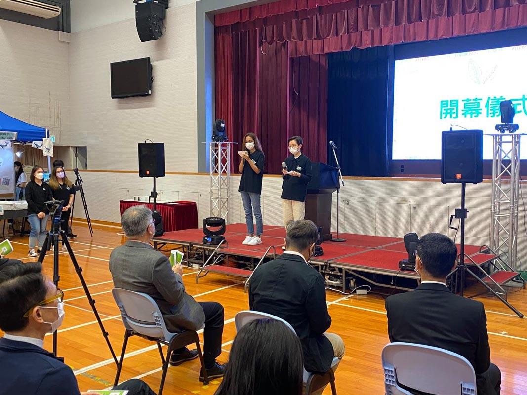 Business students participated in the BA Trade fair. 