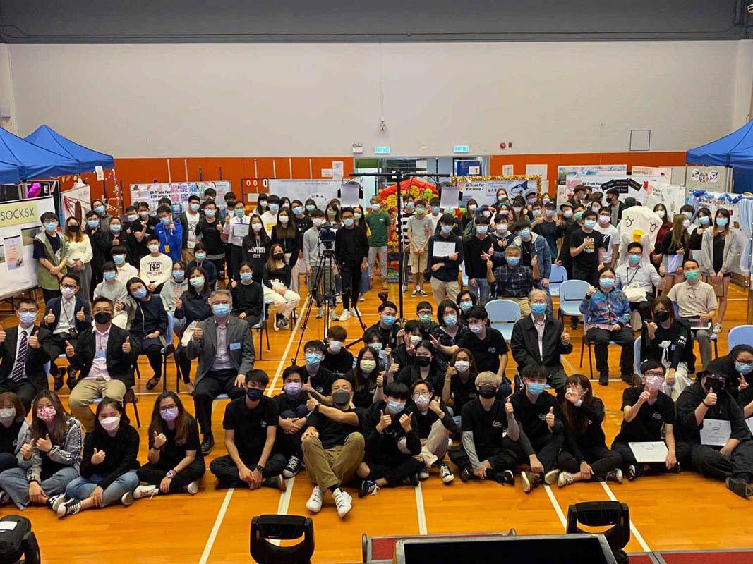 Business students took a group photo in the BA Trade fair.