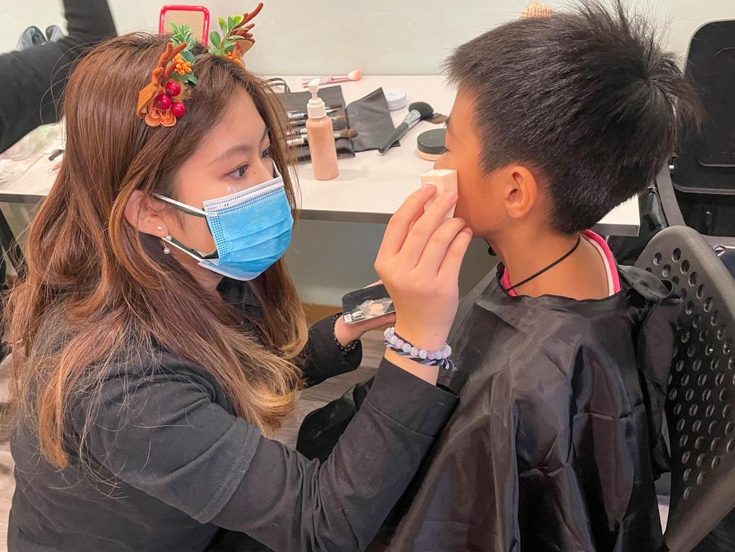 Makeup Volunteer Service