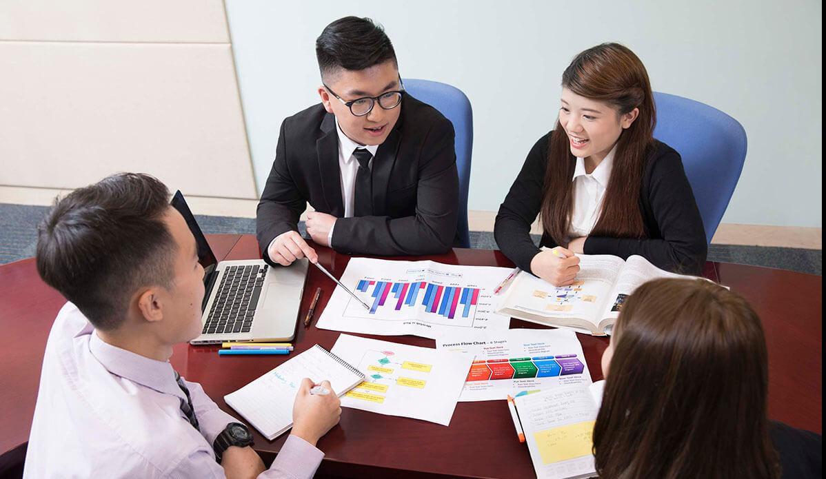 Diploma of Vocational Education (Business)